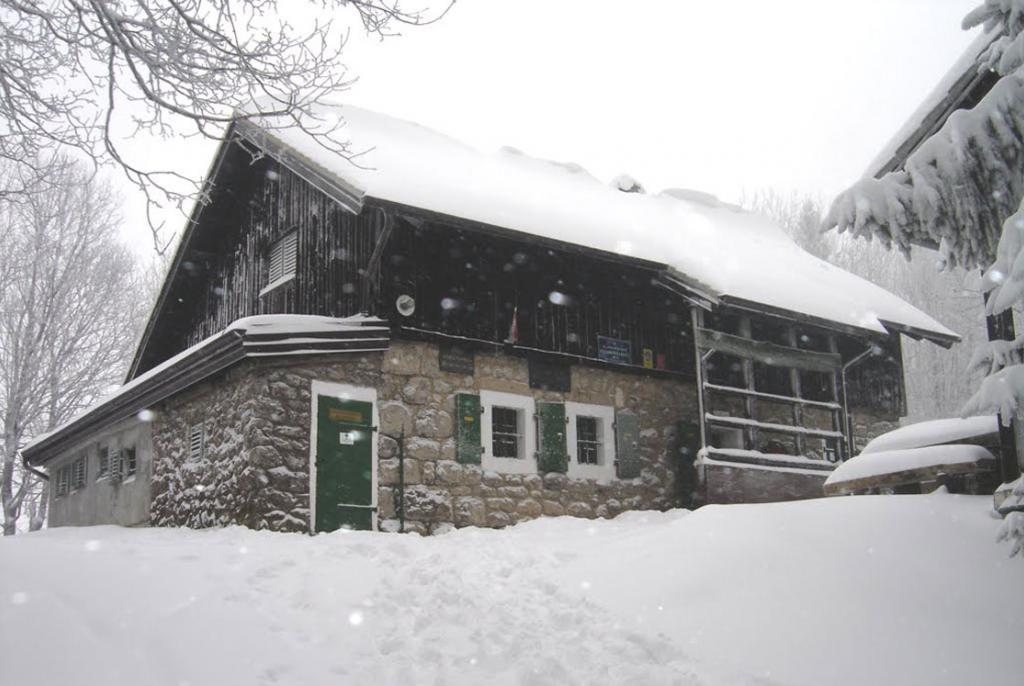 planinska kuća zima